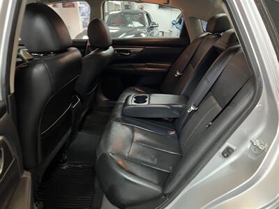 2015 Nissan Altima 2.5 SL 4DR SEDAN   - Photo 22 - Hamilton, OH 45015