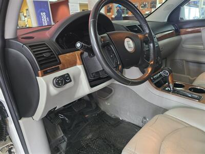 2010 Saturn Outlook XR-L 4DR SUV AWD   - Photo 8 - Hamilton, OH 45015