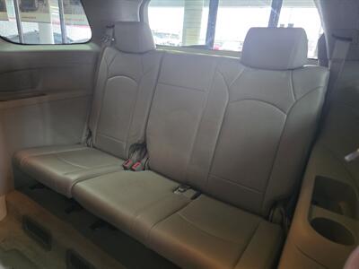 2010 Saturn Outlook XR-L 4DR SUV AWD   - Photo 13 - Hamilton, OH 45015