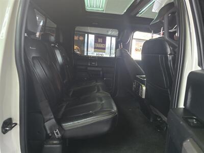 2017 Ford F-150 Platinum   - Photo 15 - Hamilton, OH 45015