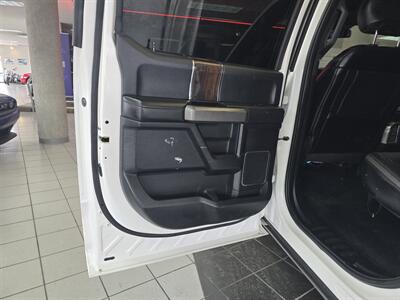 2017 Ford F-150 Platinum   - Photo 9 - Hamilton, OH 45015