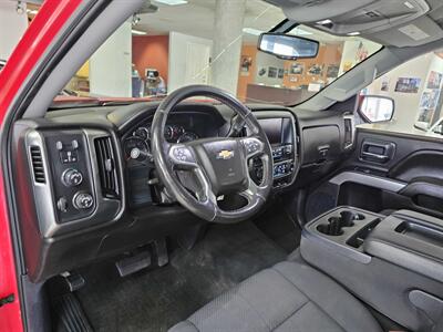 2018 Chevrolet Silverado 1500 LT Z71 4DR DOUBLE CAB 4X4   - Photo 12 - Hamilton, OH 45015