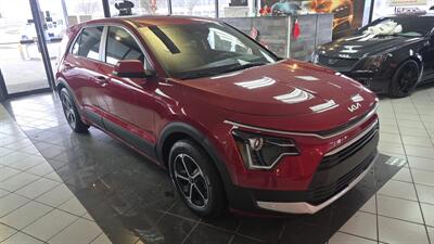 2023 Kia Niro LX 4DR CROSSOVER - Photo 4 - Hamilton, OH 45015