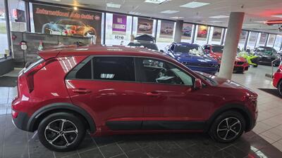 2023 Kia Niro LX 4DR CROSSOVER - Photo 5 - Hamilton, OH 45015