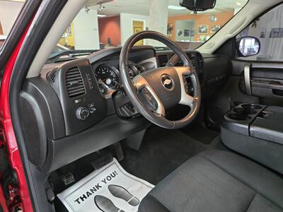 2012 Chevrolet Silverado 1500 LT EXTENDED CAB 4X4   - Photo 7 - Hamilton, OH 45015