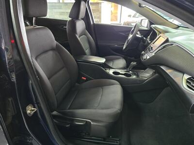 2017 Chevrolet Malibu LS 4DR SEDAN - Photo 13 - Hamilton, OH 45015