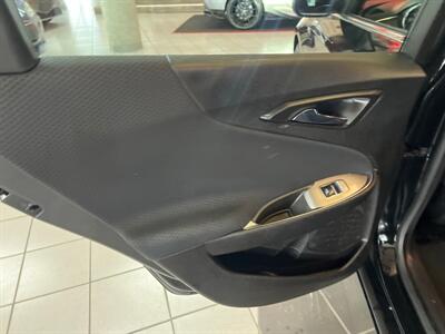 2018 Chevrolet Malibu LT 4DR SEDAN   - Photo 22 - Hamilton, OH 45015