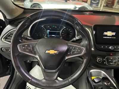 2018 Chevrolet Malibu LT 4DR SEDAN   - Photo 14 - Hamilton, OH 45015