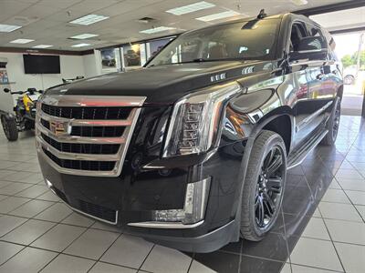 2015 Cadillac Escalade Premium 4DR SUV AWD   - Photo 2 - Hamilton, OH 45015