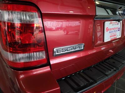 2012 Ford Escape Limited 4DR SUV   - Photo 36 - Hamilton, OH 45015