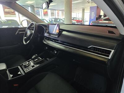 2024 Mitsubishi Outlander ES 4DR SUV   - Photo 13 - Hamilton, OH 45015