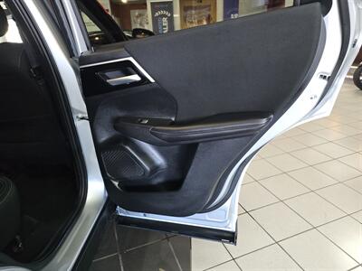 2024 Mitsubishi Outlander ES 4DR SUV   - Photo 15 - Hamilton, OH 45015