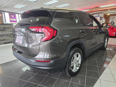 2020 GMC Terrain SLE 4DR SUV - Photo 4 - Hamilton, OH 45015
