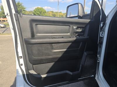 2023 RAM 2500 Tradesman 4DR CREW CAB 4X4 - Photo 6 - Hamilton, OH 45015