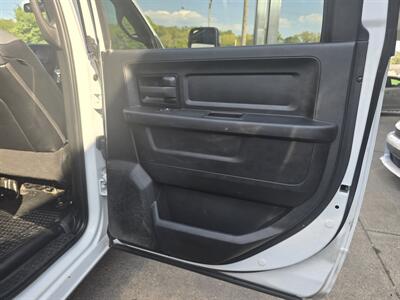 2023 RAM 2500 Tradesman 4DR CREW CAB 4X4 - Photo 14 - Hamilton, OH 45015