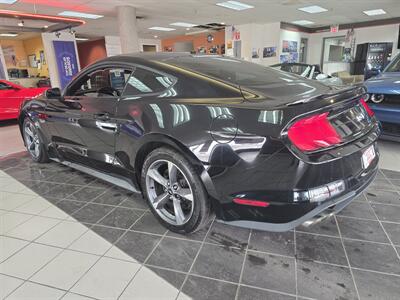 2020 Ford Mustang GT   - Photo 6 - Hamilton, OH 45015