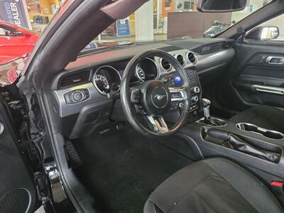 2020 Ford Mustang GT   - Photo 8 - Hamilton, OH 45015