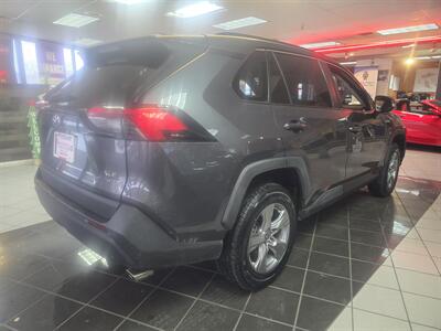 2022 Toyota RAV4 XLE   - Photo 4 - Hamilton, OH 45015
