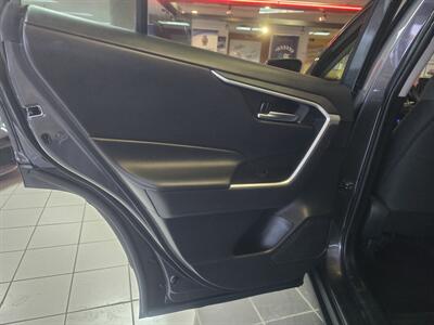 2022 Toyota RAV4 XLE   - Photo 13 - Hamilton, OH 45015