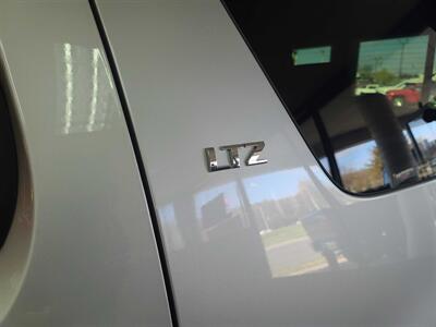2013 Chevrolet Suburban LTZ 1500 4dr SUV 4X4   - Photo 40 - Hamilton, OH 45015