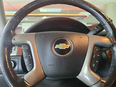 2013 Chevrolet Suburban LTZ 1500 4dr SUV 4X4   - Photo 36 - Hamilton, OH 45015