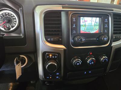 2019 RAM 1500 SLT CREW CAB4X4 HEMI   - Photo 17 - Hamilton, OH 45015