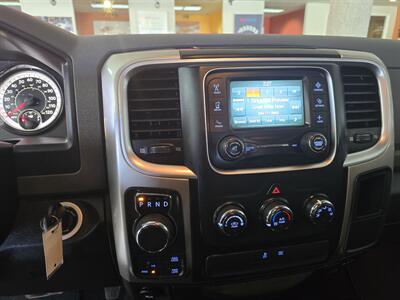 2019 RAM 1500 SLT CREW CAB4X4 HEMI   - Photo 18 - Hamilton, OH 45015
