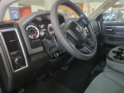 2019 RAM 1500 SLT CREW CAB4X4 HEMI   - Photo 7 - Hamilton, OH 45015