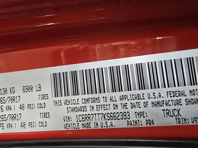 2019 RAM 1500 SLT CREW CAB4X4 HEMI   - Photo 32 - Hamilton, OH 45015