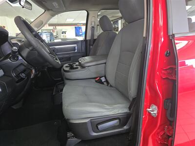 2019 RAM 1500 SLT CREW CAB4X4 HEMI   - Photo 9 - Hamilton, OH 45015