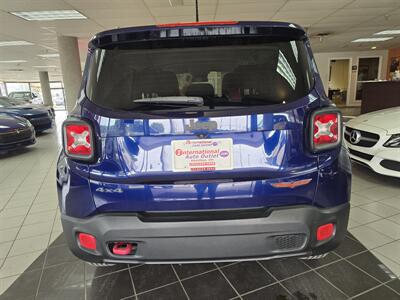 2016 Jeep Renegade Trailhawk 4DR SUV 4X4   - Photo 5 - Hamilton, OH 45015