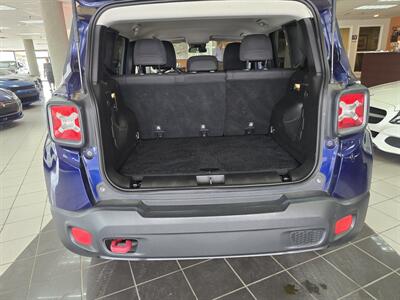 2016 Jeep Renegade Trailhawk 4DR SUV 4X4   - Photo 28 - Hamilton, OH 45015