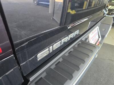2014 GMC Sierra 1500 SLE-CREW CAB-4X4   - Photo 27 - Hamilton, OH 45015