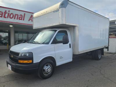 2018 Chevrolet Express 4500EXTENDED CUTAWAY G4500   - Photo 2 - Hamilton, OH 45015