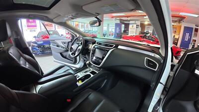 2018 Nissan Murano Platinum 4DR SUV - Photo 27 - Hamilton, OH 45015