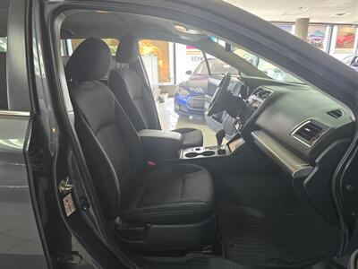 2019 Subaru Outback 2.5i Premium 4DR WAGON AWD   - Photo 14 - Hamilton, OH 45015