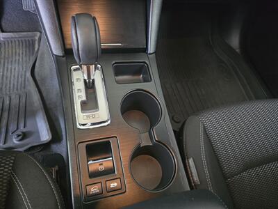 2019 Subaru Outback 2.5i Premium 4DR WAGON AWD   - Photo 23 - Hamilton, OH 45015