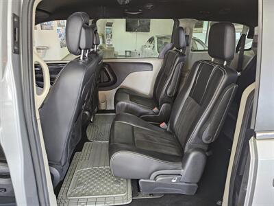 2019 Dodge Grand Caravan SXT MINI-VAN V6   - Photo 22 - Hamilton, OH 45015