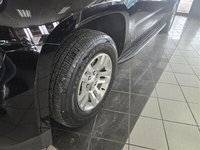 2018 Chevrolet Suburban LT 4DR SUV 4X4 - Photo 25 - Hamilton, OH 45015