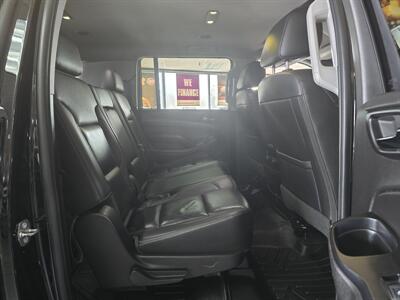 2018 Chevrolet Suburban LT 4DR SUV 4X4 - Photo 17 - Hamilton, OH 45015