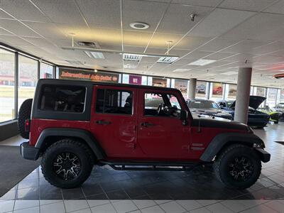 2010 Jeep Wrangler Unlimited Sport   - Photo 5 - Hamilton, OH 45015