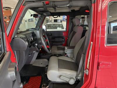 2010 Jeep Wrangler Unlimited Sport   - Photo 9 - Hamilton, OH 45015