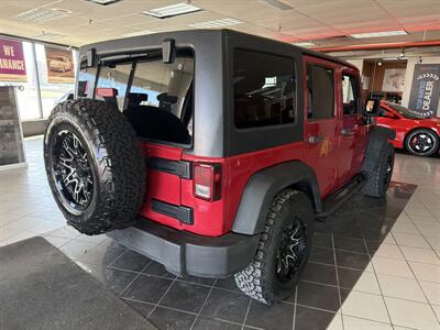 2010 Jeep Wrangler Unlimited Sport   - Photo 6 - Hamilton, OH 45015