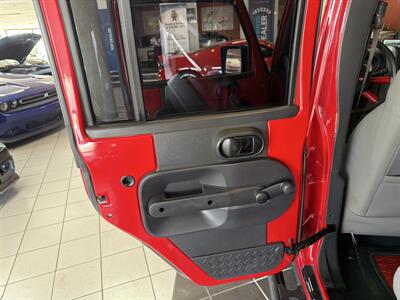 2010 Jeep Wrangler Unlimited Sport   - Photo 19 - Hamilton, OH 45015