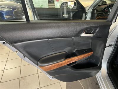 2012 Honda Accord EX-L  4DR SEDAN   - Photo 23 - Hamilton, OH 45015
