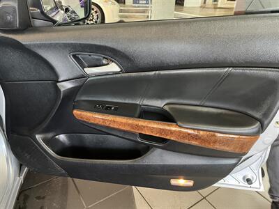 2012 Honda Accord EX-L  4DR SEDAN   - Photo 29 - Hamilton, OH 45015