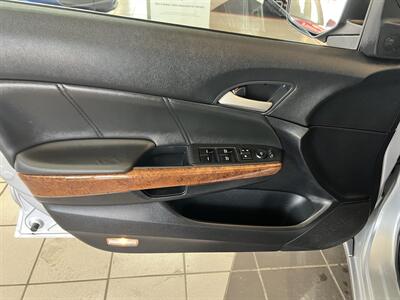 2012 Honda Accord EX-L  4DR SEDAN   - Photo 19 - Hamilton, OH 45015