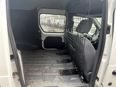 2012 Ford Transit Connect XLT CARGO MINI-VAN   - Photo 21 - Hamilton, OH 45015