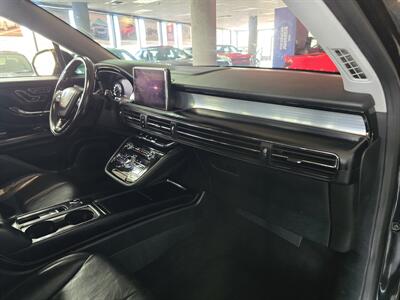 2021 Lincoln Corsair CARSAIR Standard 4DR SUV AWD - Photo 14 - Hamilton, OH 45015