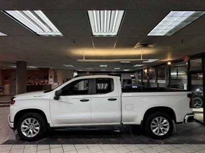 2019 Chevrolet Silverado 1500 Custom   - Photo 2 - Hamilton, OH 45015